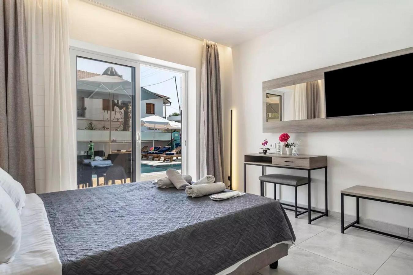 Blue Star Aparthotel Nidrí Kültér fotó