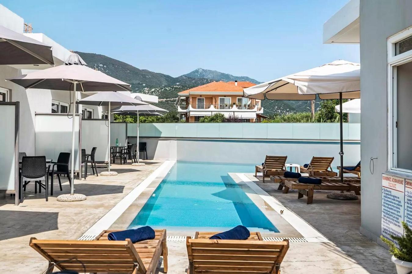 Blue Star Aparthotel Nidrí Kültér fotó