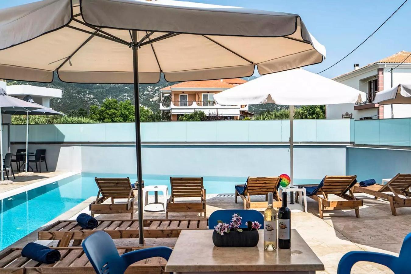 Blue Star Aparthotel Nidrí Kültér fotó
